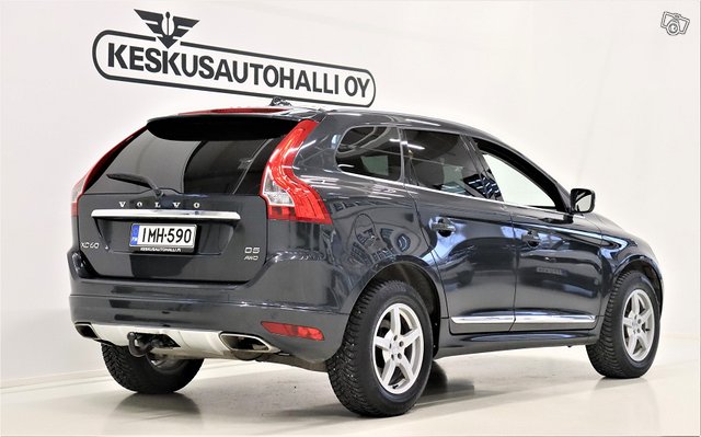 Volvo XC60 4