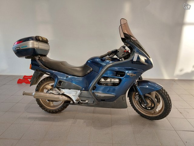 Honda ST, kuva 1