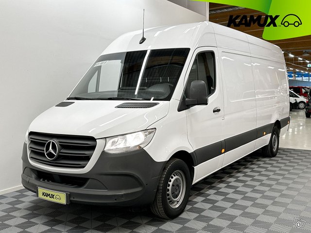 Mercedes-Benz Sprinter 8