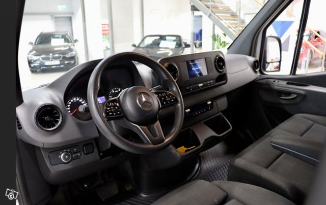 Mercedes-Benz Sprinter 3