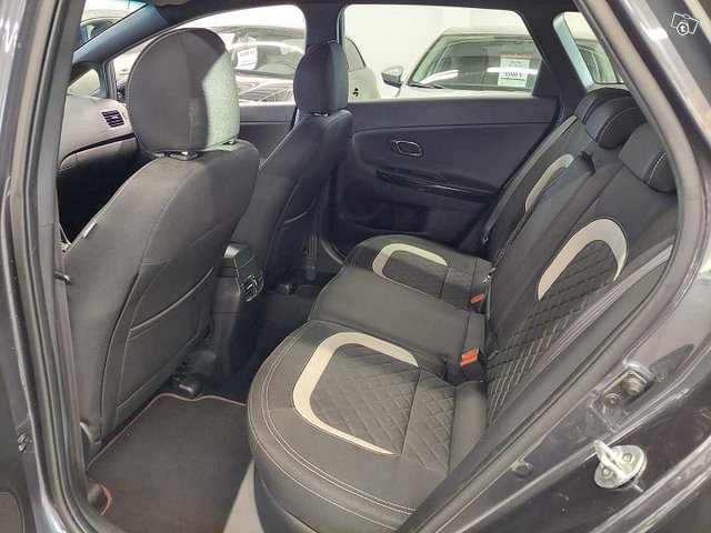 Kia Cee'd 10