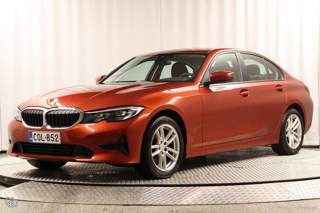 BMW 320