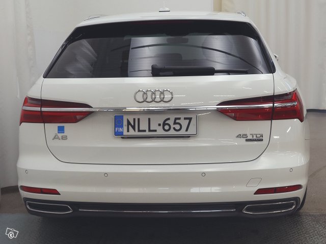 Audi A6 4