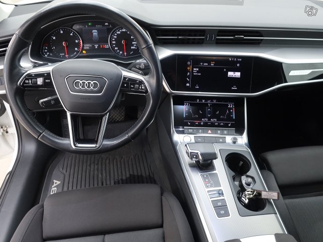 Audi A6 8