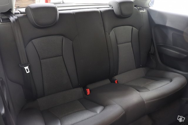 Audi A1 12