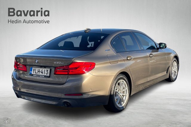 BMW 530 2