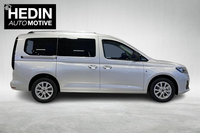 Ford Grand Tourneo Connect 6