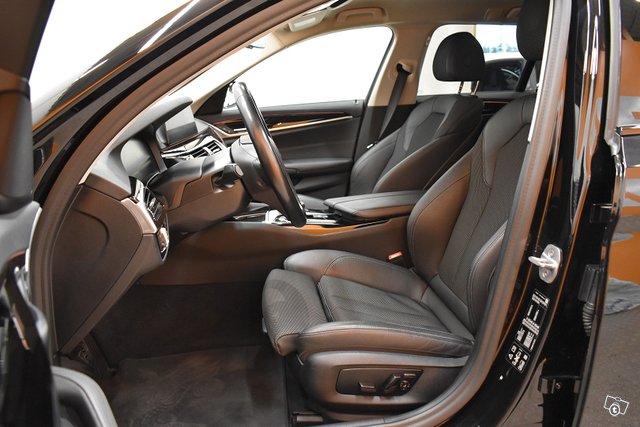 BMW 520 12