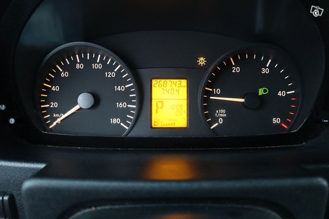 Mercedes-Benz Sprinter 15