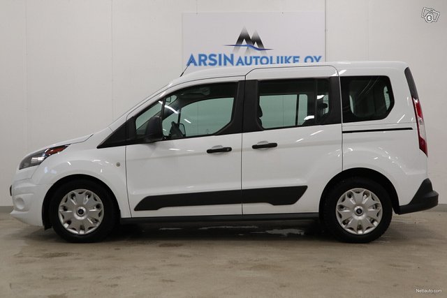 Ford Tourneo Connect 8