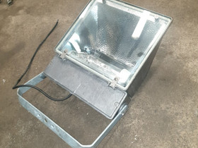 400w teollisuusvalaisin/ulkovalo, Sähkötarvikkeet, Rakennustarvikkeet ja työkalut, Kontiolahti, Tori.fi 400w teollisuusvalaisin/ulkovalo, Sähkötarvikkeet, Rakennustarvikkeet ja työkalut, Kontiolahti, Tori.fi