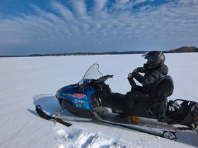Lynx, Explorer, 2004. Pilkille ja myös retkille ., Moottorikelkat, Moto, Siilinjärvi, Tori.fi Lynx, Explorer, 2004. Pilkille ja myös retkille ., Moottorikelkat, Moto, Siilinjärvi, Tori.fi