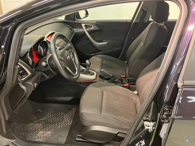 Opel Astra 7