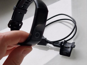 Aktiivisuusranneke Band 5, Kuntoilu ja fitness, Urheilu ja ulkoilu, Joensuu, Tori.fi Aktiivisuusranneke Band 5, Kuntoilu ja fitness, Urheilu ja ulkoilu, Joensuu, Tori.fi