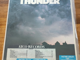 Thunder lp-levy, Musiikki CD, DVD ja äänitteet, Musiikki ja soittimet, Liperi, Tori.fi