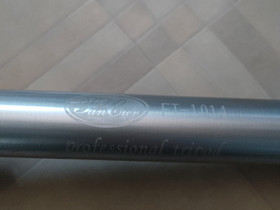 Monopod jalusta, Valokuvaustarvikkeet, Kamerat ja valokuvaus, Lempäälä, Tori.fi Monopod jalusta, Valokuvaustarvikkeet, Kamerat ja valokuvaus, Lempäälä, Tori.fi
