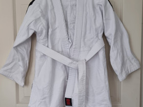 Judo puku, Kamppailulajit, Urheilu ja ulkoilu, Pori, Tori.fi Judo puku, Kamppailulajit, Urheilu ja ulkoilu, Pori, Tori.fi