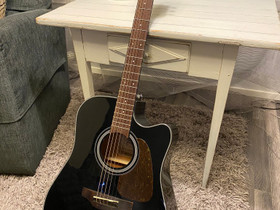 Takamine elektroakustinen kitara, Kitarat, bassot ja vahvistimet, Musiikki ja soittimet, Ilmajoki, Tori.fi Takamine elektroakustinen kitara, Kitarat, bassot ja vahvistimet, Musiikki ja soittimet, Ilmajoki, Tori.fi