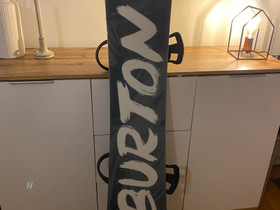Burton lumilauta LTR, Laskettelu ja lautailu, Urheilu ja ulkoilu, Kajaani, Tori.fi Burton lumilauta LTR, Laskettelu ja lautailu, Urheilu ja ulkoilu, Kajaani, Tori.fi
