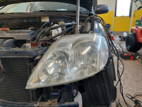 Toyota Corolla e120 valo umpio etuvalo, Autovaraosat, Auton varaosat ja tarvikkeet, Joensuu, Tori.fi Toyota Corolla e120 valo umpio etuvalo, Autovaraosat, Auton varaosat ja tarvikkeet, Joensuu, Tori.fi