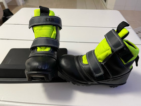 Hiihtomonot CLR sports, Hiihto, Urheilu ja ulkoilu, Kouvola, Tori.fi Hiihtomonot CLR sports, Hiihto, Urheilu ja ulkoilu, Kouvola, Tori.fi