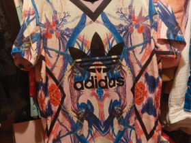 Adidas, T-paita, 42, Vaatteet ja kengät, Rovaniemi, Tori.fi Adidas, T-paita, 42, Vaatteet ja kengät, Rovaniemi, Tori.fi