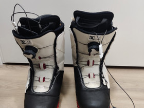 DC Torstein Horgmo 2018 lautakengät, koko 40.5(38), Vaatteet ja kengät, Muonio, Tori.fi DC Torstein Horgmo 2018 lautakengät, koko 40.5(38), Vaatteet ja kengät, Muonio, Tori.fi
