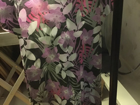 Lilja-mekko (s), Nanso, Vaatteet ja kengät, Kemi, Tori.fi Lilja-mekko (s), Nanso, Vaatteet ja kengät, Kemi, Tori.fi