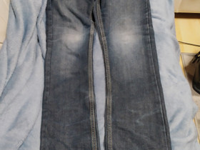 Lee Cooper farkut 150 cm/12 Y, Lastenvaatteet ja kengät, Kotka, Tori.fi Lee Cooper farkut 150 cm/12 Y, Lastenvaatteet ja kengät, Kotka, Tori.fi