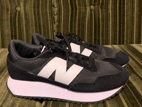 New Balance 237, Vaatteet ja kengät, Jyväskylä, Tori.fi New Balance 237, Vaatteet ja kengät, Jyväskylä, Tori.fi