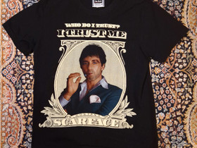 Vintage Scarface, Vaatteet ja kengät, Pori, Tori.fi Vintage Scarface, Vaatteet ja kengät, Pori, Tori.fi