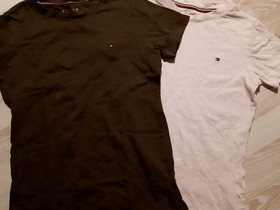 Tommy Hilfiger t-paidat, Lastenvaatteet ja kengät, Oulu, Tori.fi Tommy Hilfiger t-paidat, Lastenvaatteet ja kengät, Oulu, Tori.fi