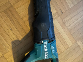 Makita Akkupuukkosaha, Työkalut, tikkaat ja laitteet, Rakennustarvikkeet ja työkalut, Turku, Tori.fi Makita Akkupuukkosaha, Työkalut, tikkaat ja laitteet, Rakennustarvikkeet ja työkalut, Turku, Tori.fi