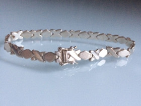 PLATINA rannekoru 19cm, Kellot ja korut, Asusteet ja kellot, Oulu, Tori.fi PLATINA rannekoru 19cm, Kellot ja korut, Asusteet ja kellot, Oulu, Tori.fi