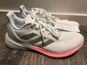 Naisten Adidas Kengät, Vaatteet ja kengät, Helsinki, Tori.fi Naisten Adidas Kengät, Vaatteet ja kengät, Helsinki, Tori.fi