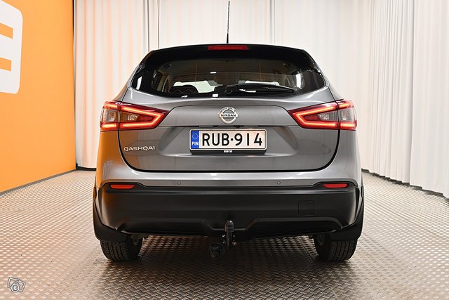 Nissan Qashqai 7