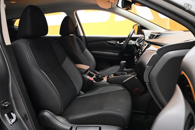 Nissan Qashqai 12