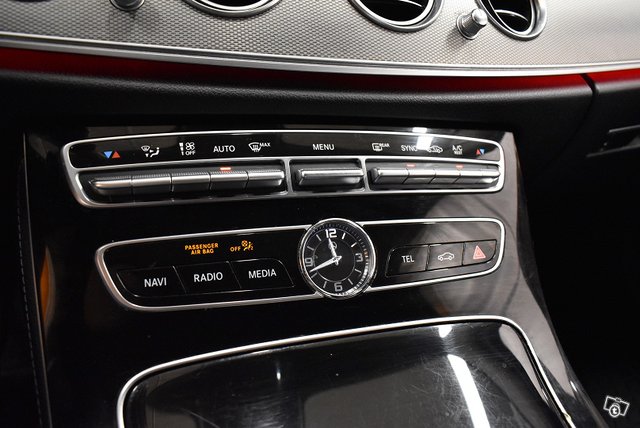 Mercedes-Benz E 23