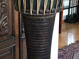 Vanha Afrikkalainen rumpu, Rummut, Musiikki ja soittimet, Helsinki, Tori.fi Vanha Afrikkalainen rumpu, Rummut, Musiikki ja soittimet, Helsinki, Tori.fi