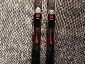Sukset 121cm, Hiihto, Urheilu ja ulkoilu, Oulu, Tori.fi Sukset 121cm, Hiihto, Urheilu ja ulkoilu, Oulu, Tori.fi
