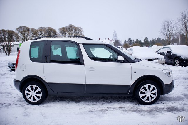 Skoda Roomster 4