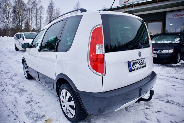 Skoda Roomster 7