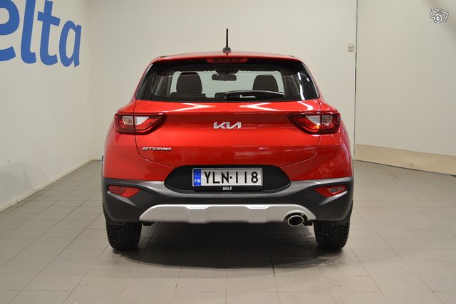 Kia Stonic 6