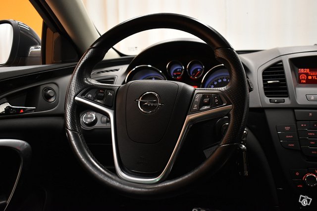 Opel Insignia 16