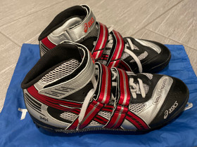 Asics keihäpiikkarit, Muu urheilu ja ulkoilu, Urheilu ja ulkoilu, Joensuu, Tori.fi Asics keihäpiikkarit, Muu urheilu ja ulkoilu, Urheilu ja ulkoilu, Joensuu, Tori.fi