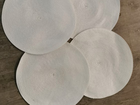 Valkoiset tabletit, Sisustustavarat, Sisustus ja huonekalut, Laukaa, Tori.fi Valkoiset tabletit, Sisustustavarat, Sisustus ja huonekalut, Laukaa, Tori.fi