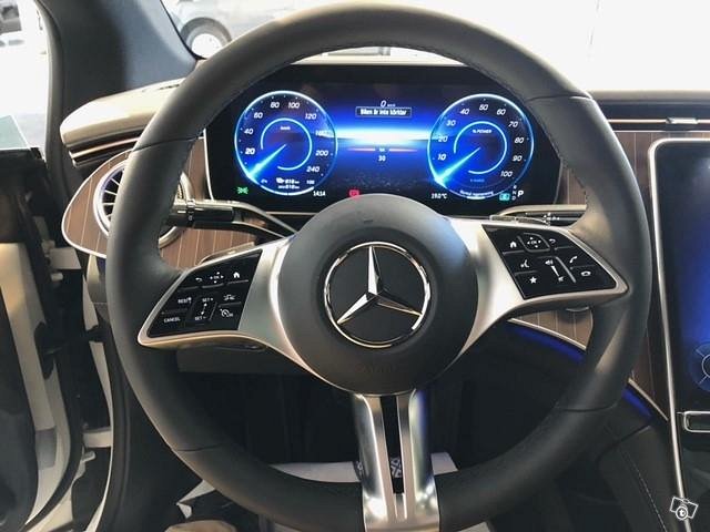 Mercedes-Benz EQE 4