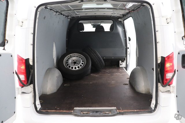 Mercedes-Benz Vito 19