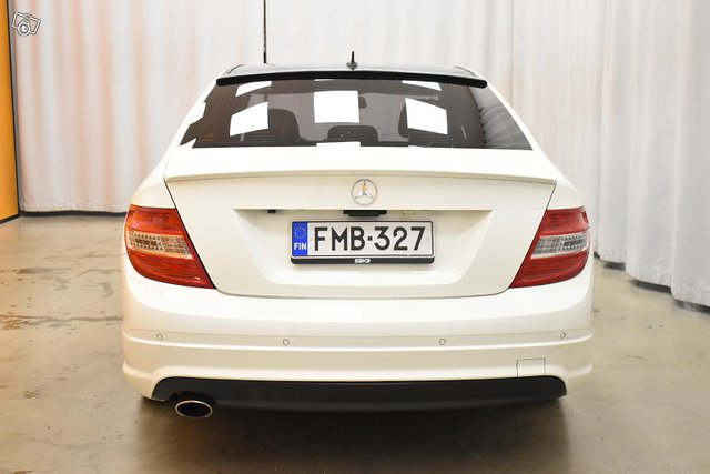 Mercedes-Benz C 7