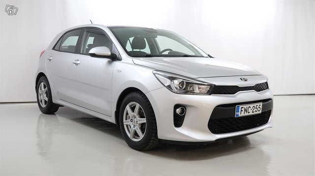 KIA Rio 7